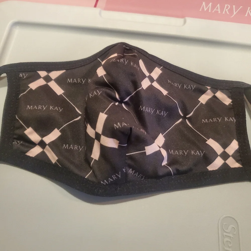 Free With Bundle!! Mary Kay face mask